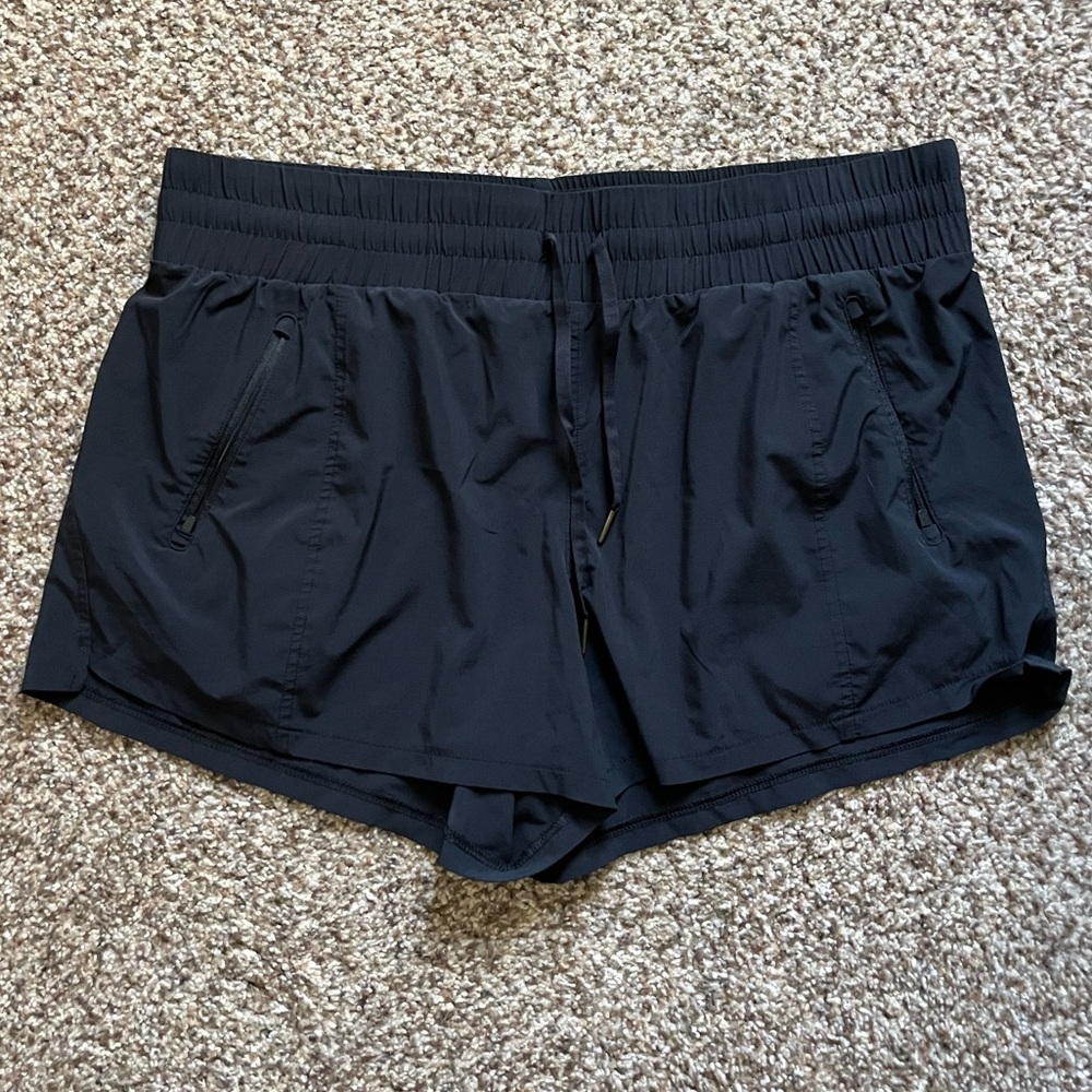 all in motion Shorts